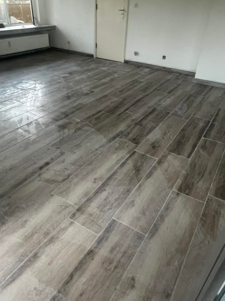 Ouvrier polyvalent rénovation général 0467620459, Offres d'emploi, Emplois | Bâtiment