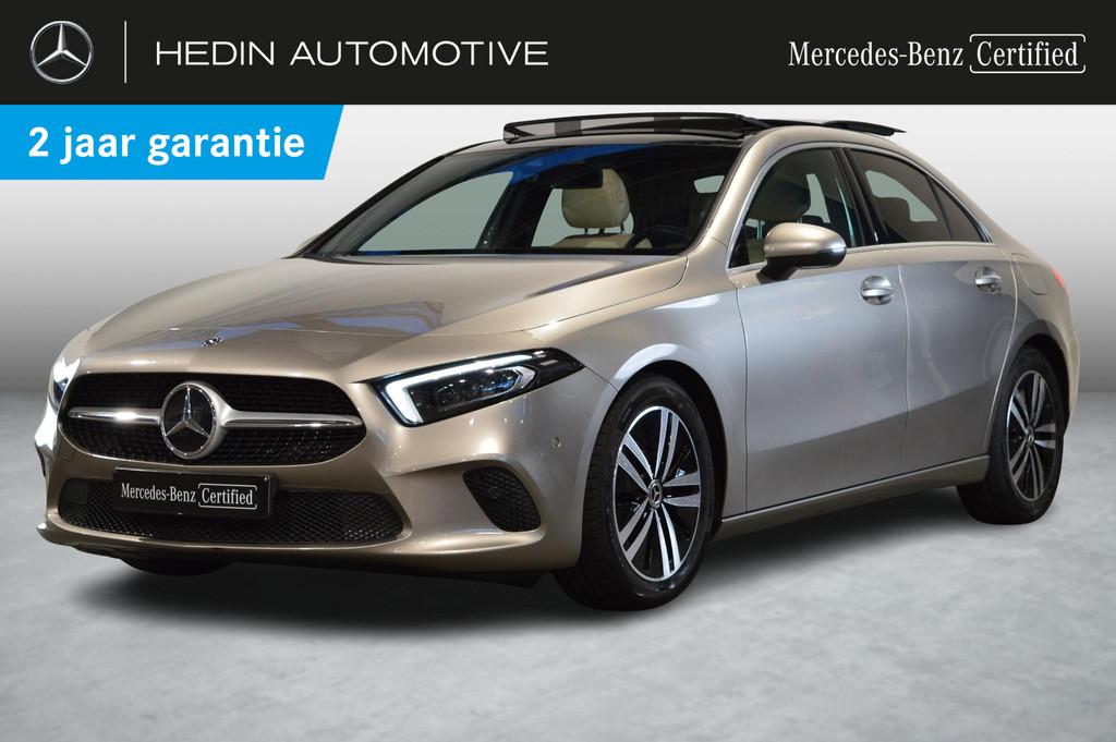 Mercedes-Benz A-Klasse 180 D Berline Luxury Line | Smartphon, Autos, Achat, 1440 kg, 4 portes, Entreprise