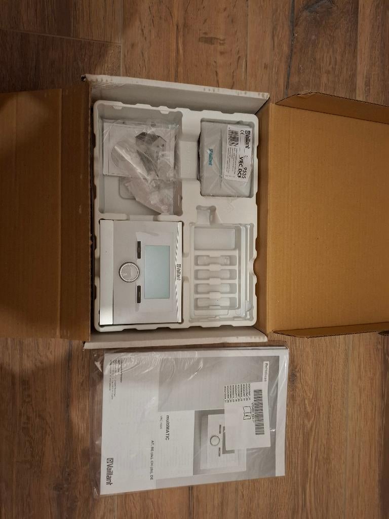 Vaillant multiMATIC VRC 700 thermostaat + buitenvoeler, Enlèvement, Comme neuf