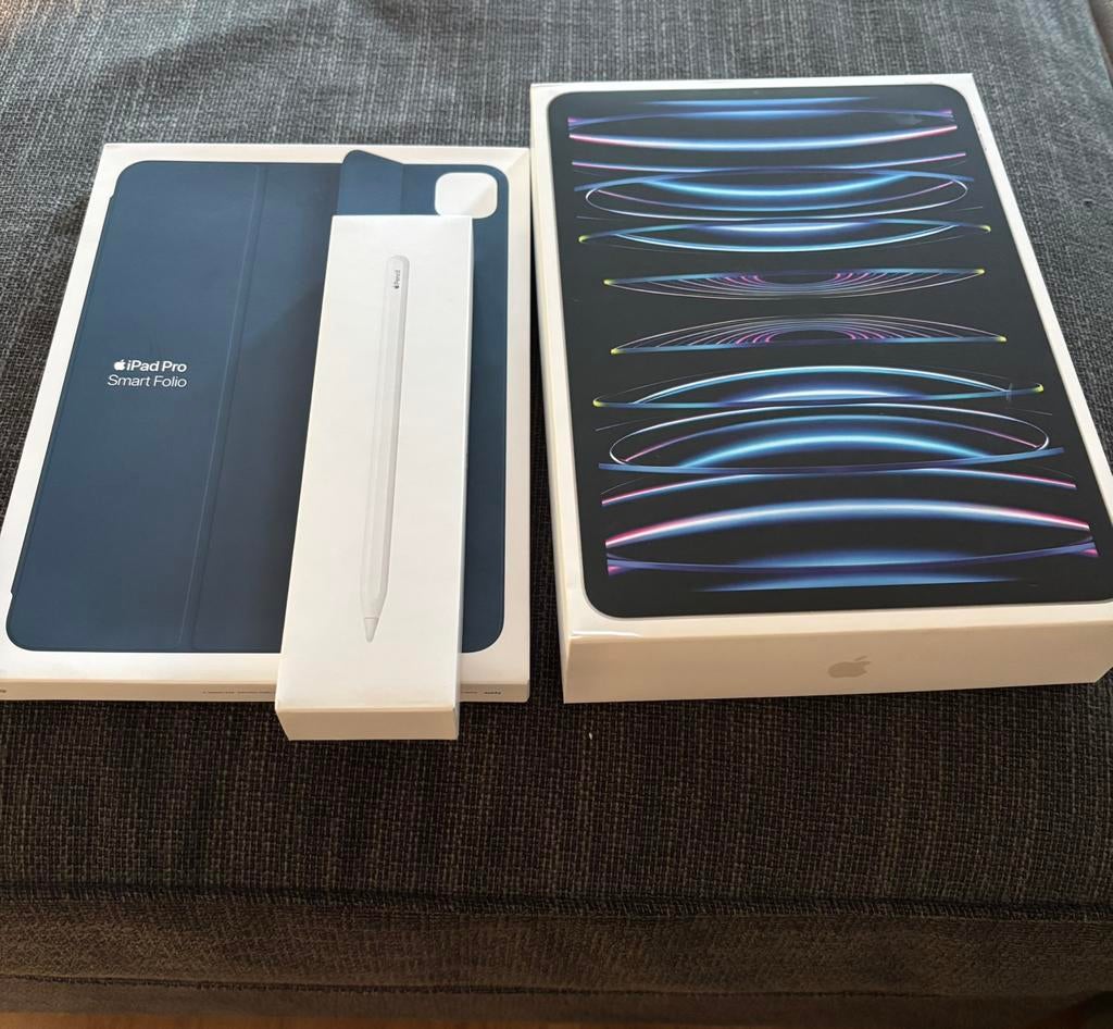 iPad Pro 11-inch(4th gen-2023)+accessoires – État comme neuf, Informatique & Logiciels, Enlèvement, Comme neuf, Bleu, 256 GB