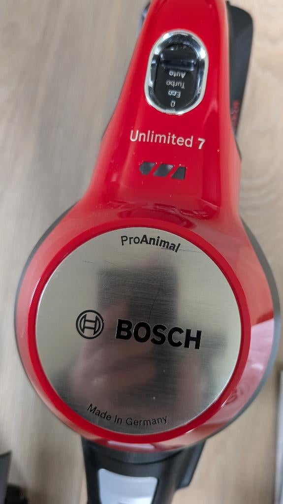 Aspirateur sans fil Bosch Unlimited 7 ProAnimal, Electroménager, Enlèvement, Comme neuf, Réservoir, Aspirateur