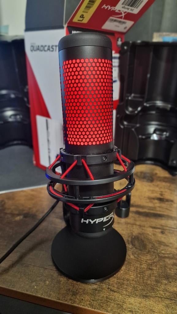 Microphone HyperX, Musique & Instruments, Enlèvement ou Envoi, Comme neuf, Micro studio