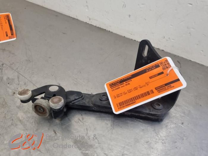 Schuifdeurrol rechts van een Volkswagen Caddy (LC9X), Gebruikt, -, Volkswagen, -
