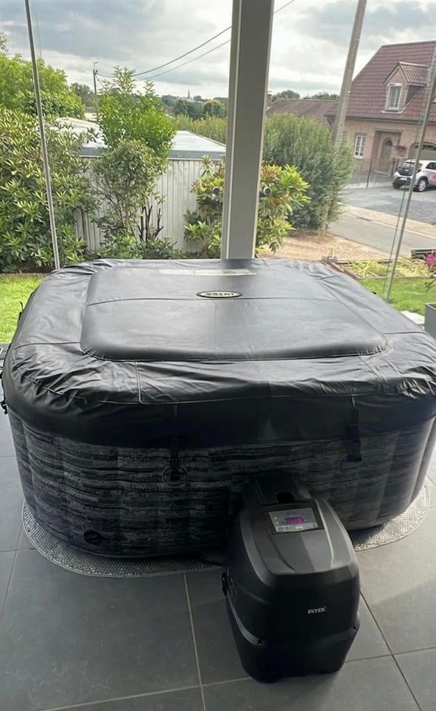 Jaccuzi intex 4 personen, Jardin & Terrasse, Bains à remous et Spas, Enlèvement, Utilisé, Couverture, Gonflable