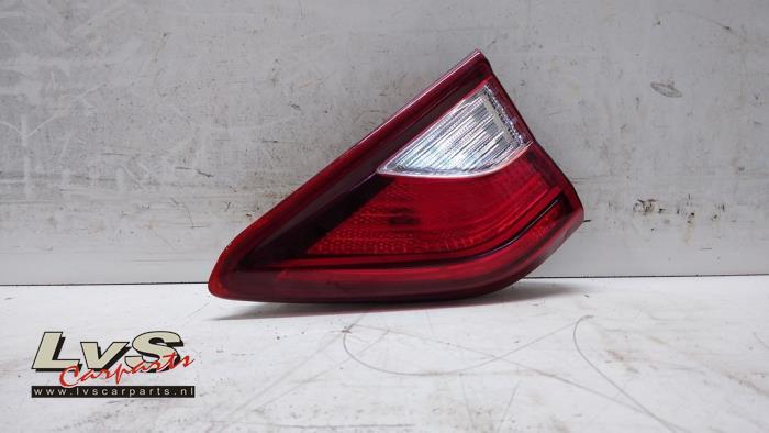 Feu arrière droit d'un Kia Stonic, Kia, -, 3 mois de garantie, Utilisé