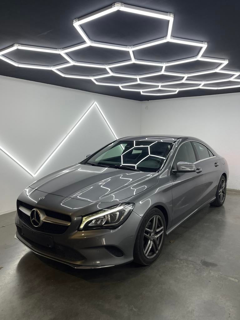 Mercedes Benz CLA 180 | 2017 | 64,782 KM | GARANTIE D'UN AN, Autos, 90 kW, Euro 6, Entreprise, Boîte manuelle