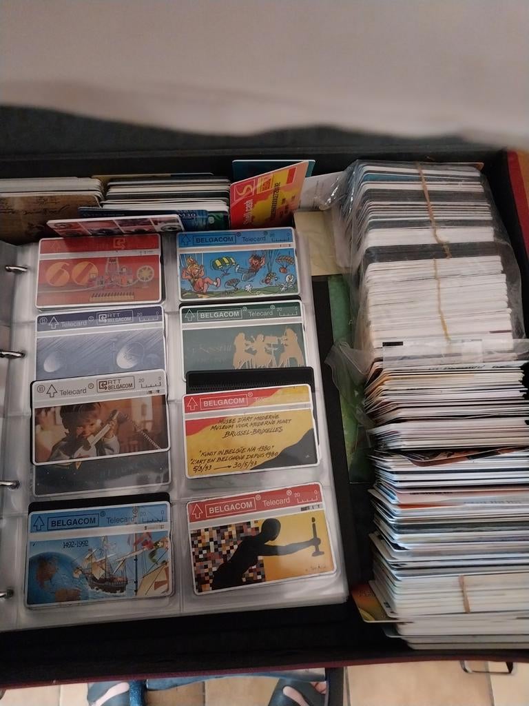 Oude telefoonkaarten, Collections, Enlèvement