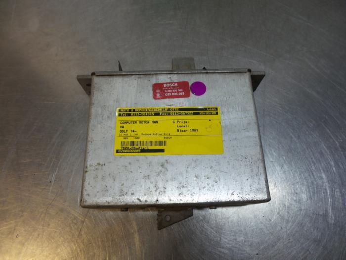 Ordinateur gestion moteur d'un Volkswagen Golf (Golf 74-), -, 3 mois de garantie, Utilisé, -