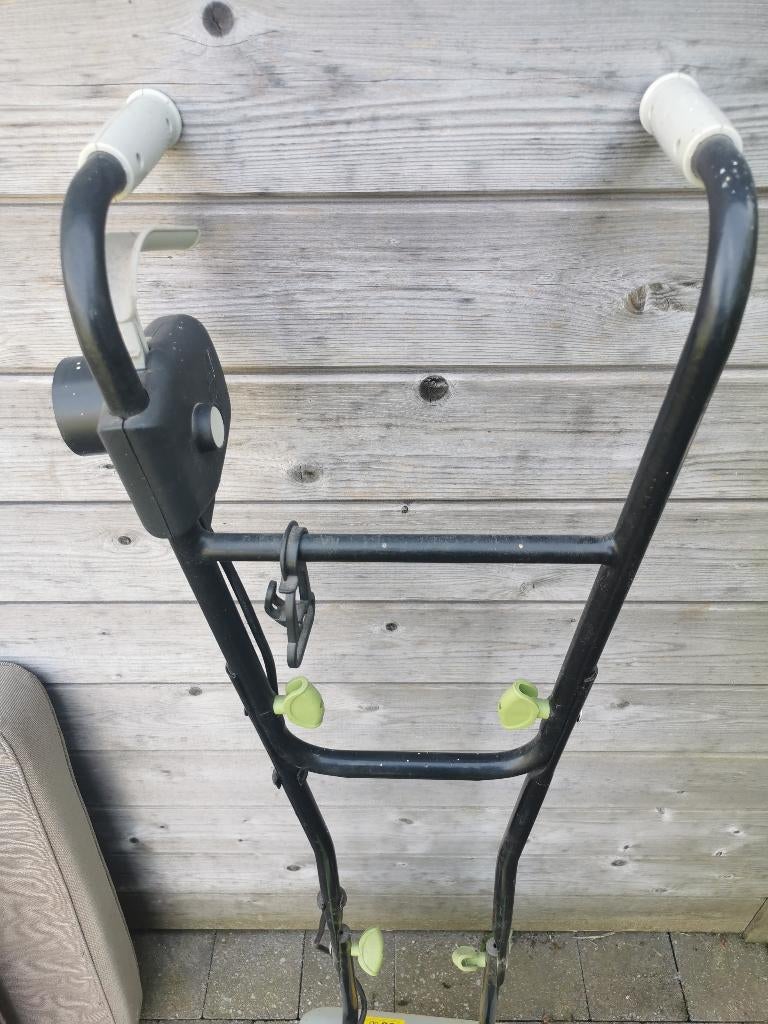 Tuinfrees electrisch, Ophalen, Zo goed als nieuw, Elektrisch, Tuinfrees