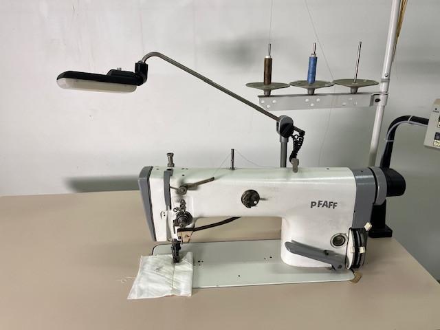 industriële naaimachine PFAFF 487 G, Hobby & Loisirs créatifs, Machines à coudre & Accessoires, Pfaff, Machine à coudre, Industrie