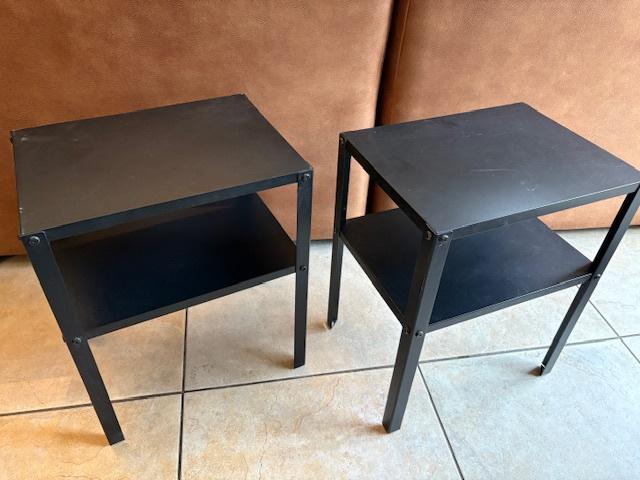 2 nachtkastjes, Huis en Inrichting, Slaapkamer | Nachtkastjes, Ophalen, Gebruikt, Minder dan 45 cm, Metaal of Aluminium