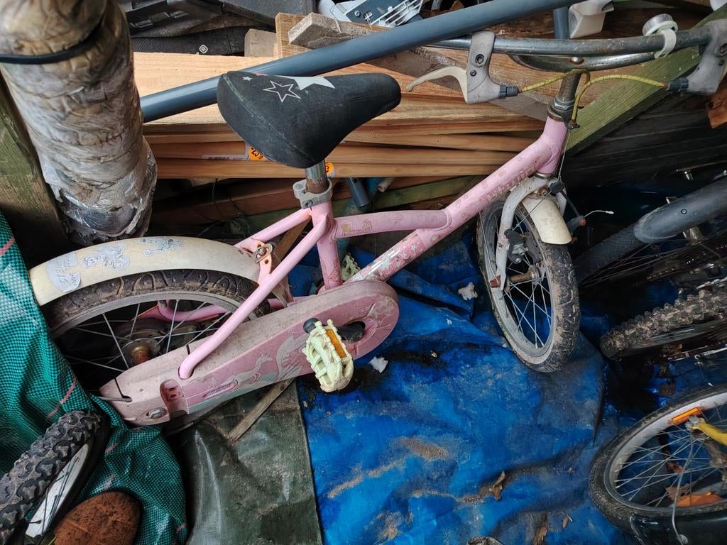 4 oude rijdende kinderfietsjes 4 a 5 EUR per stuk, Fietsen en Brommers, Ophalen, Gebruikt, Minder dan 16 inch, Overige merken