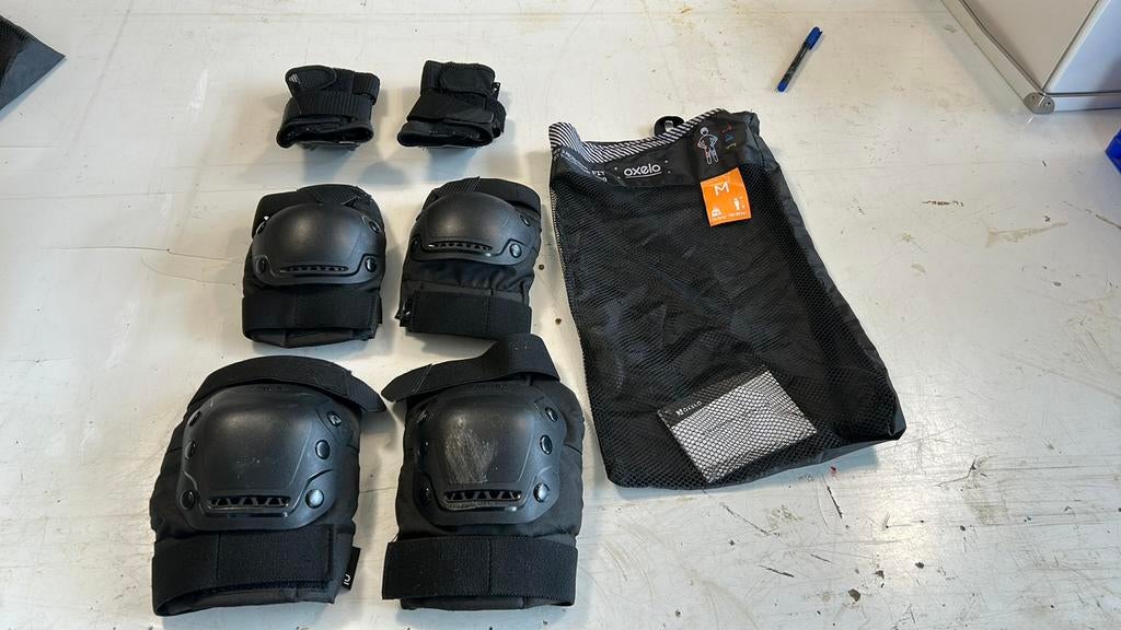 Beschermers skaten oxelo M, Sport en Fitness, Skeelers, Ophalen, Gebruikt, Bescherming, Overige merken