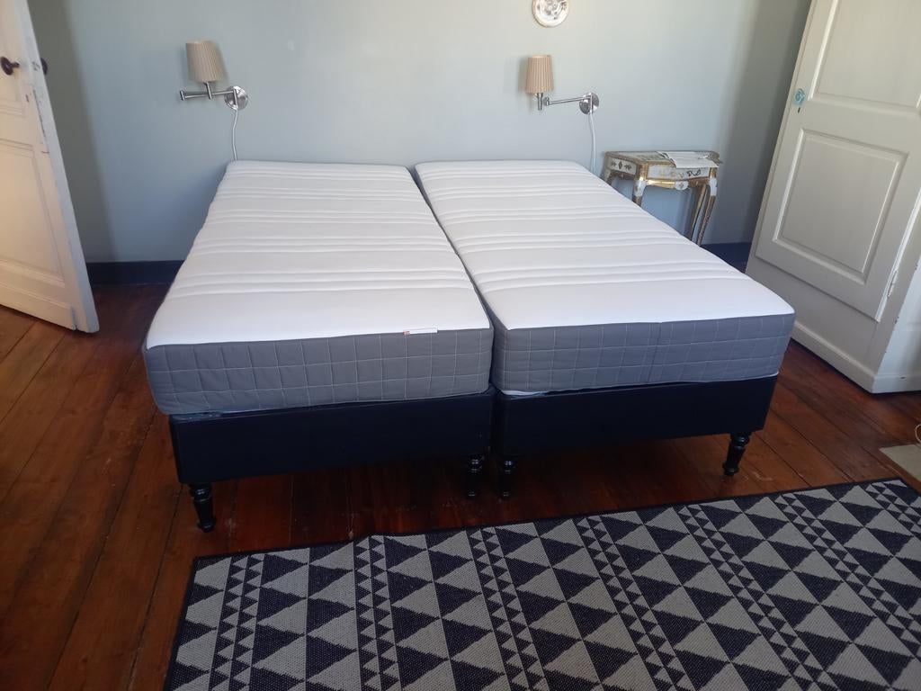 Boxspring Ikea met matras 2 x 90 x 200, Ophalen of Verzenden