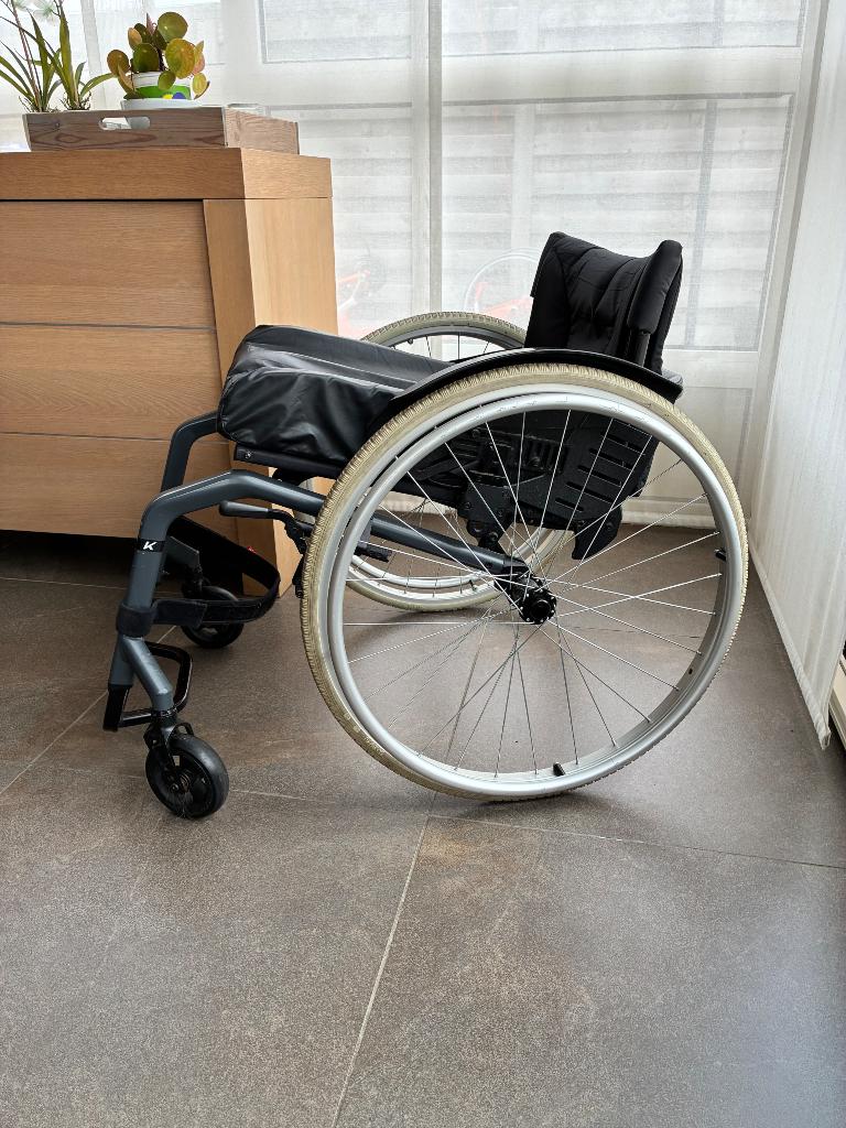 Kuschall rolstoel, Diversen, Ophalen, Zo goed als nieuw, Handbewogen rolstoel