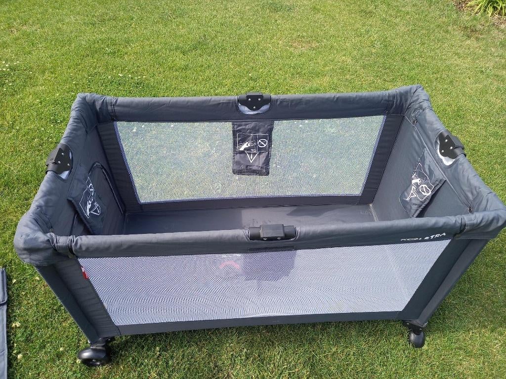 reisbedje 2 stuks beschikbaar, Kinderen en Baby's, Babywiegjes en Ledikanten, Ophalen, Reisbedje