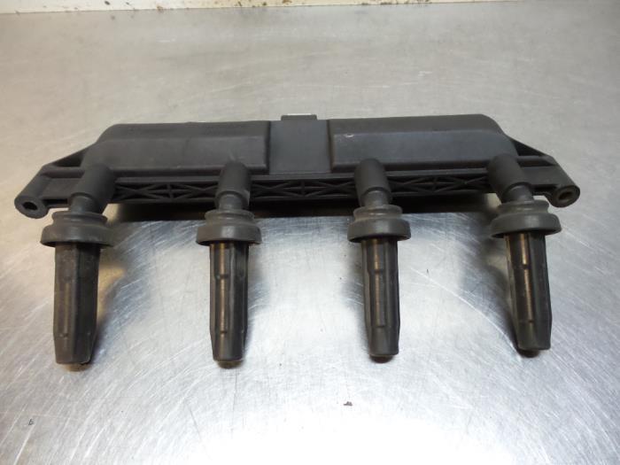 Allumage DIS d'un Peugeot 106 (106 96-), Autos : Pièces & Accessoires, Électronique & Câbles, Peugeot, Utilisé, 3 mois de garantie