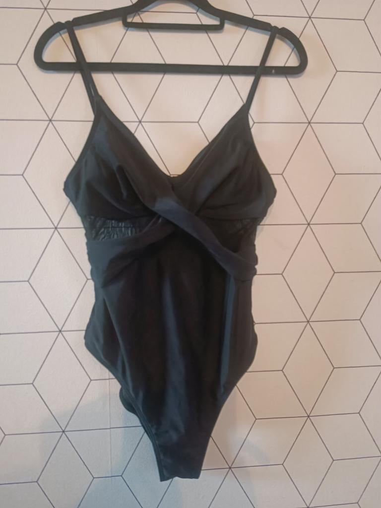 Maillot de bain Cupshe, Vêtements | Femmes, Vêtements de Bain & Maillots de Bain, Maillot de bain, Noir, Envoi