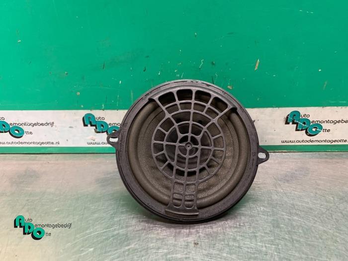 Haut-parleur d'un Renault Clio (Clio 3 06-), Renault, -, 3 mois de garantie, Utilisé