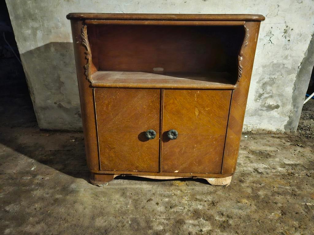 Gratis houten TV kast, Ophalen