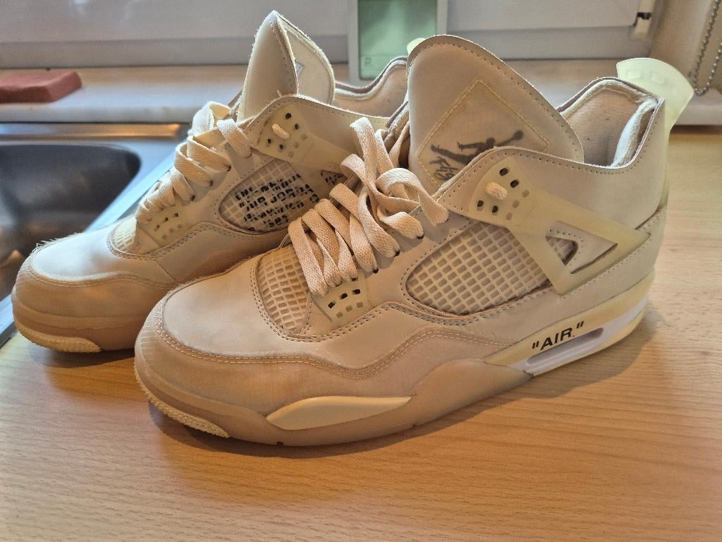Voile Jordan 4 Retro blanc cassé taille 45, Vêtements | Hommes, Chaussures, Comme neuf, Baskets, Autres couleurs, Enlèvement