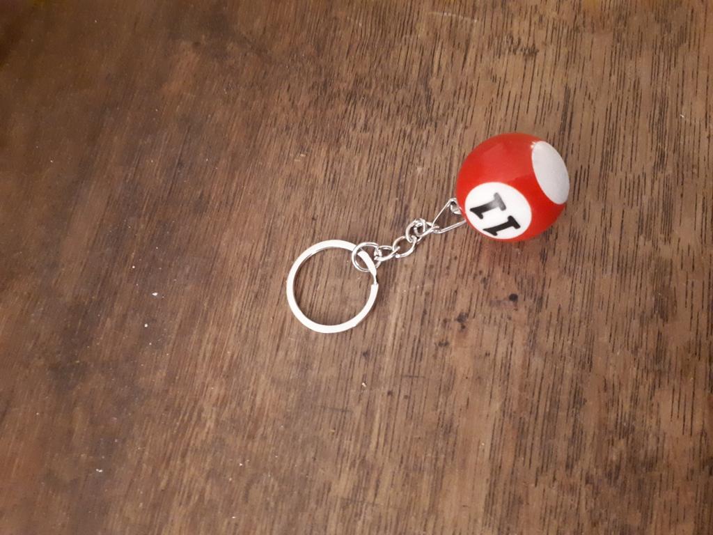 Porte-clés boule de billard rouge n 11, Enlèvement ou Envoi, Neuf, Autres types
