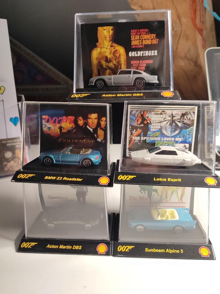 Voitures miniature James Bond 007 - Station Shell, Enfants & Bébés, Jouets | Autre, Comme neuf, Enlèvement ou Envoi