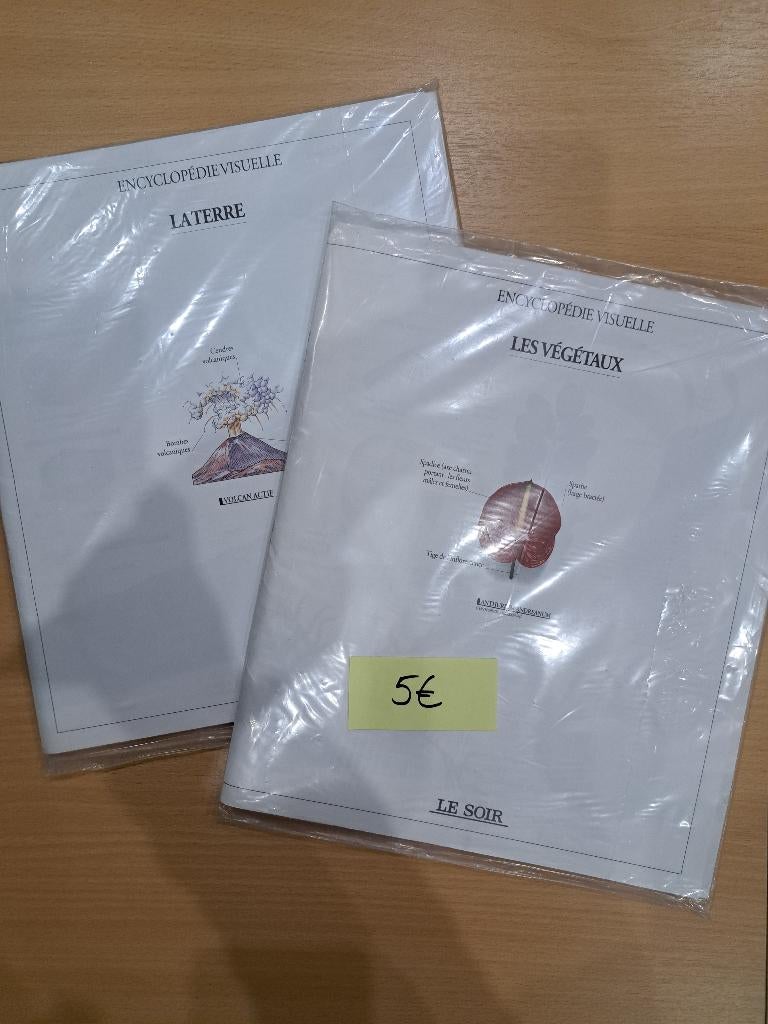 Les végétaux / La Terre, Livres, Enlèvement, Neuf