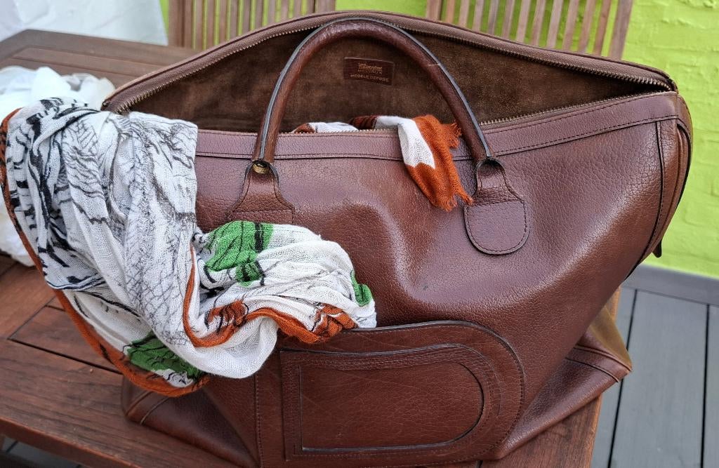 Sac DELVAUX - Bagage à main 100% CUIR, Bijoux, Sacs & Beauté, Sacs | Sacs Femme, Enlèvement, Utilisé, Brun, Shopper