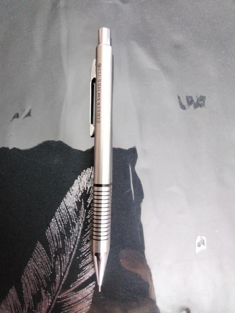 porte mines, Collections, Enlèvement ou Envoi, Neuf