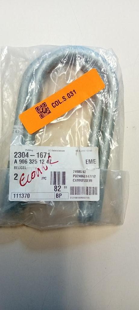 Set beugels nieuw bladveer W906 Sprinter, Ophalen, Nieuw, Mercedes-Benz