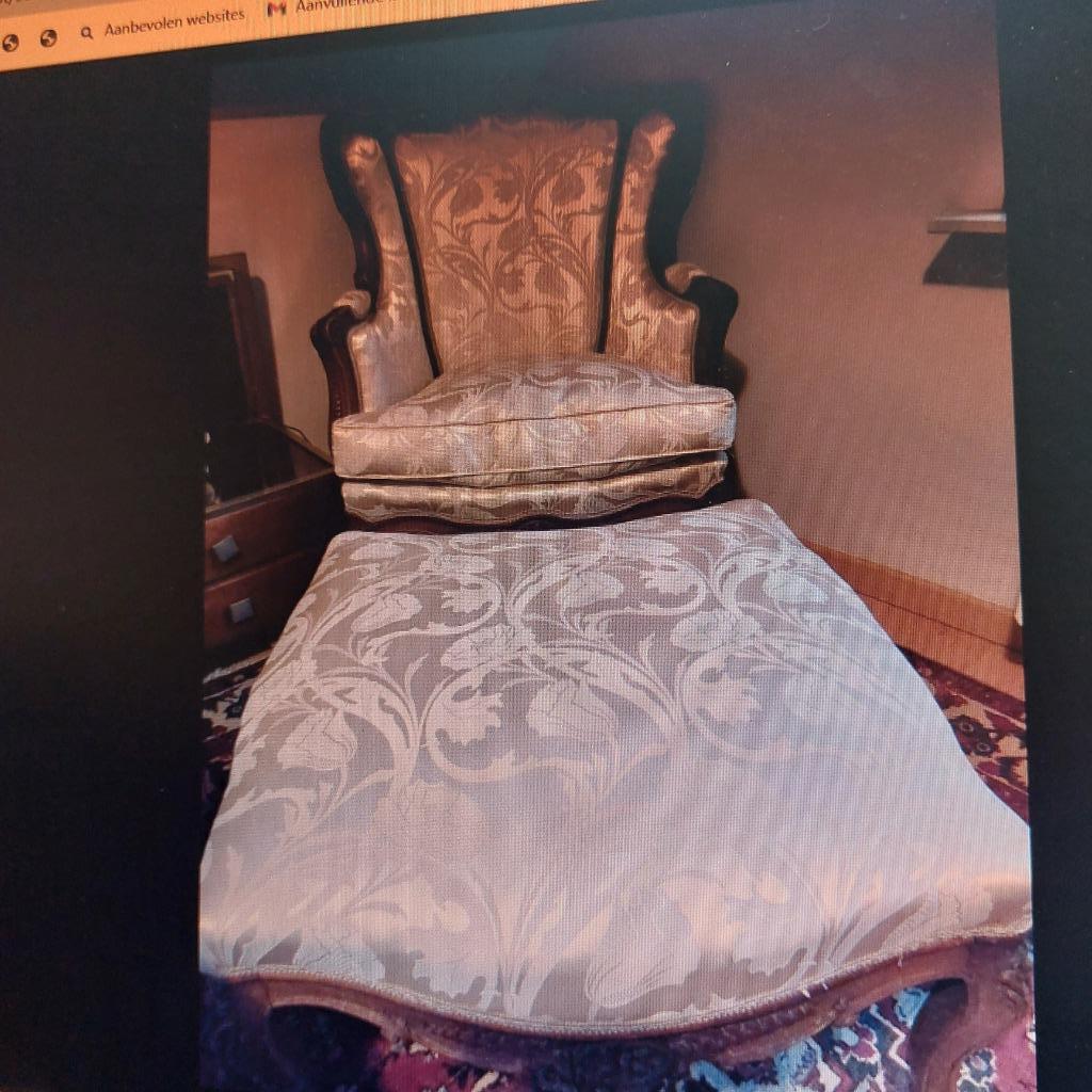 fauteuil Louis XV met poef, Ophalen, 75 tot 100 cm, Zo goed als nieuw, Stof