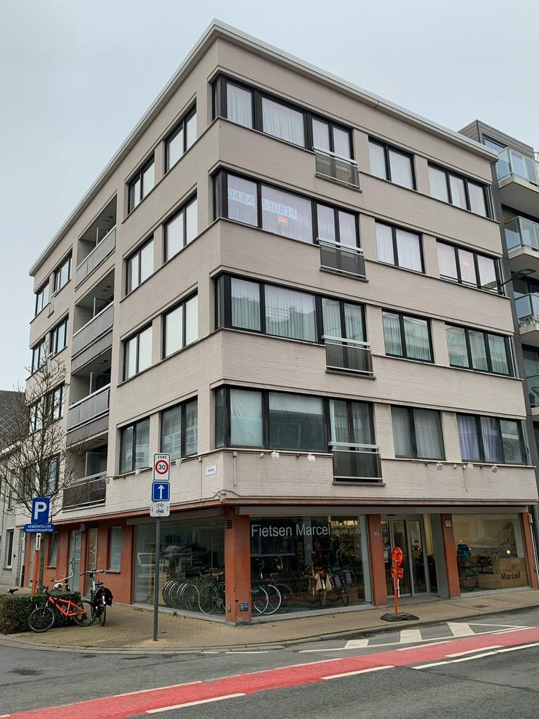 Te koop 3-slaapkamer appartement in Oostende, Immo, Maisons à vendre, 110 m², 156 kWh/m²/an, Ostende, Ventes sans courtier