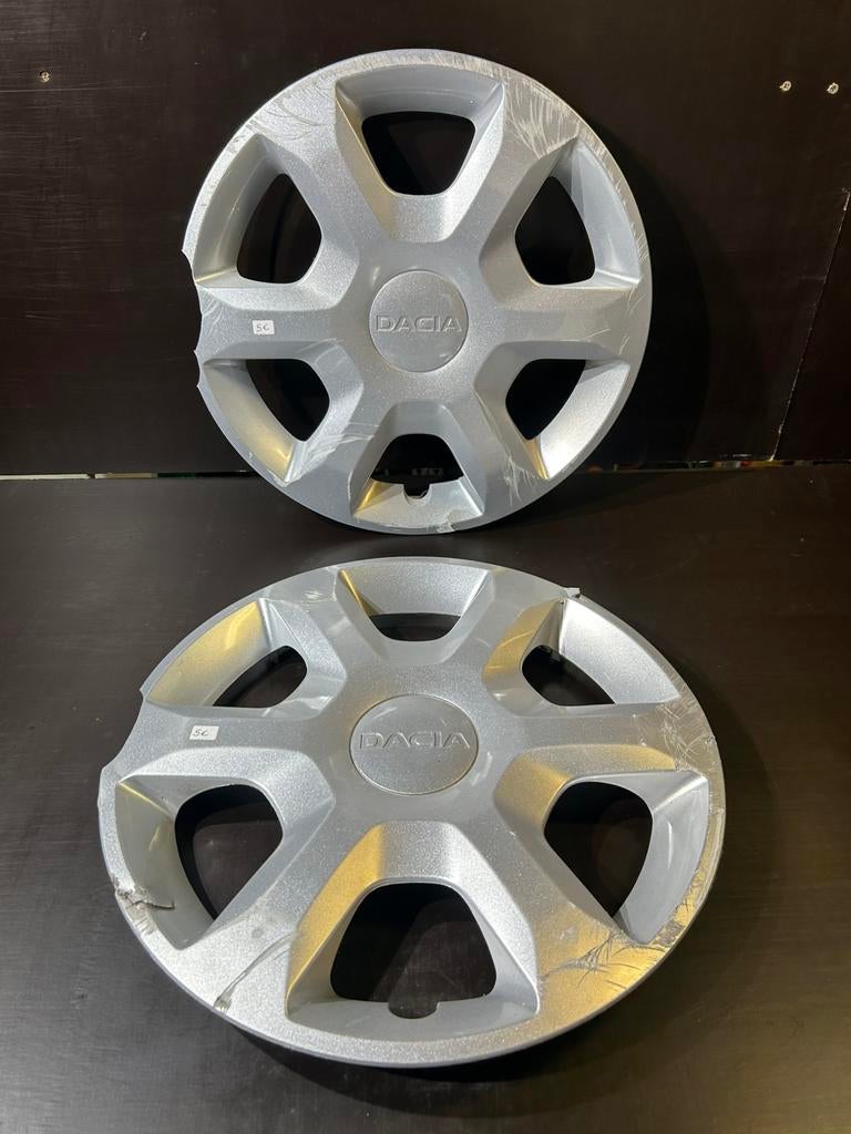 2 Dacia Sandero Logan Dokker 15" wieldop, Ophalen of Verzenden, Gebruikt