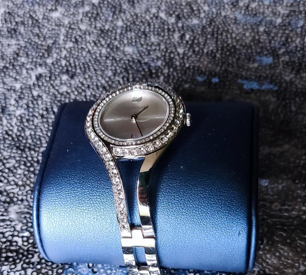 Montre Swarovski acier argenté cristal, Montre-bracelet, Autres marques, Enlèvement ou Envoi, Acier