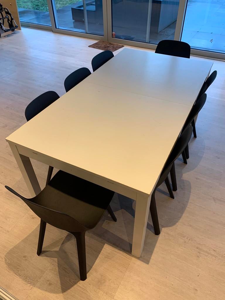 Grande table, Enlèvement, Comme neuf