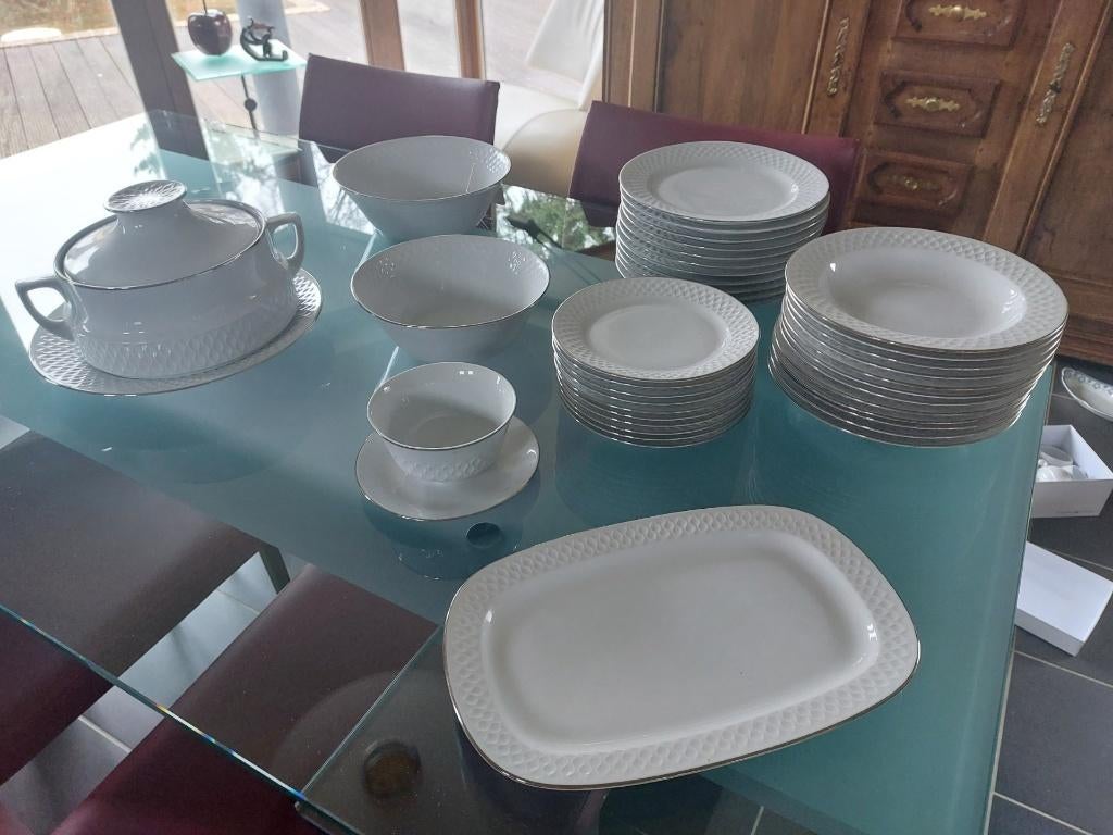 Vaisselle, Comme neuf, Enlèvement, Porcelaine, Uni