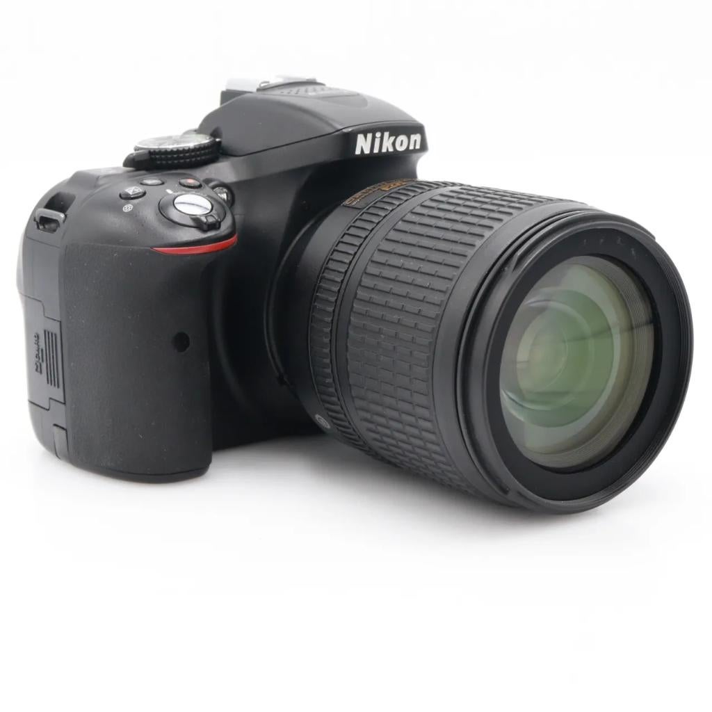 Nikon D5300 + AF-S 18-105 mm F/3.5-5.6G VR ED DX, TV, Hi-fi & Vidéo, Enlèvement ou Envoi, 4 à 7 fois, Comme neuf, Reflex miroir