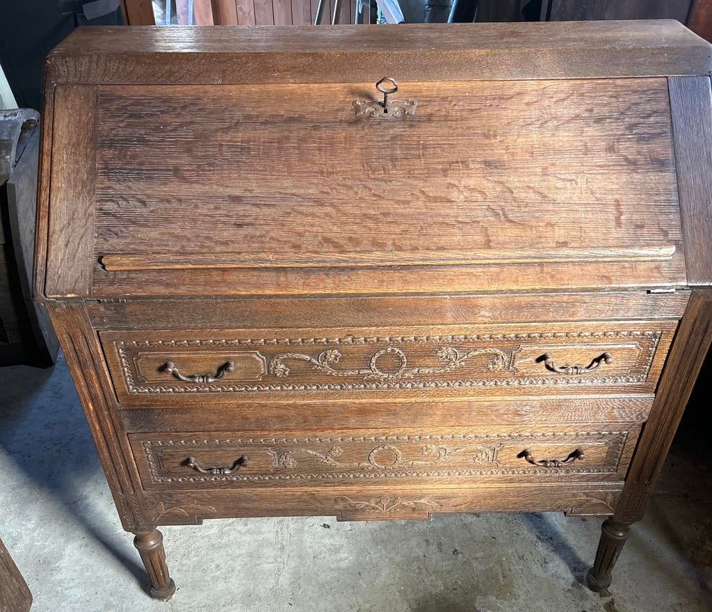 Louis XVI secretaresse van massief eikenhout, Ophalen, Zo goed als nieuw