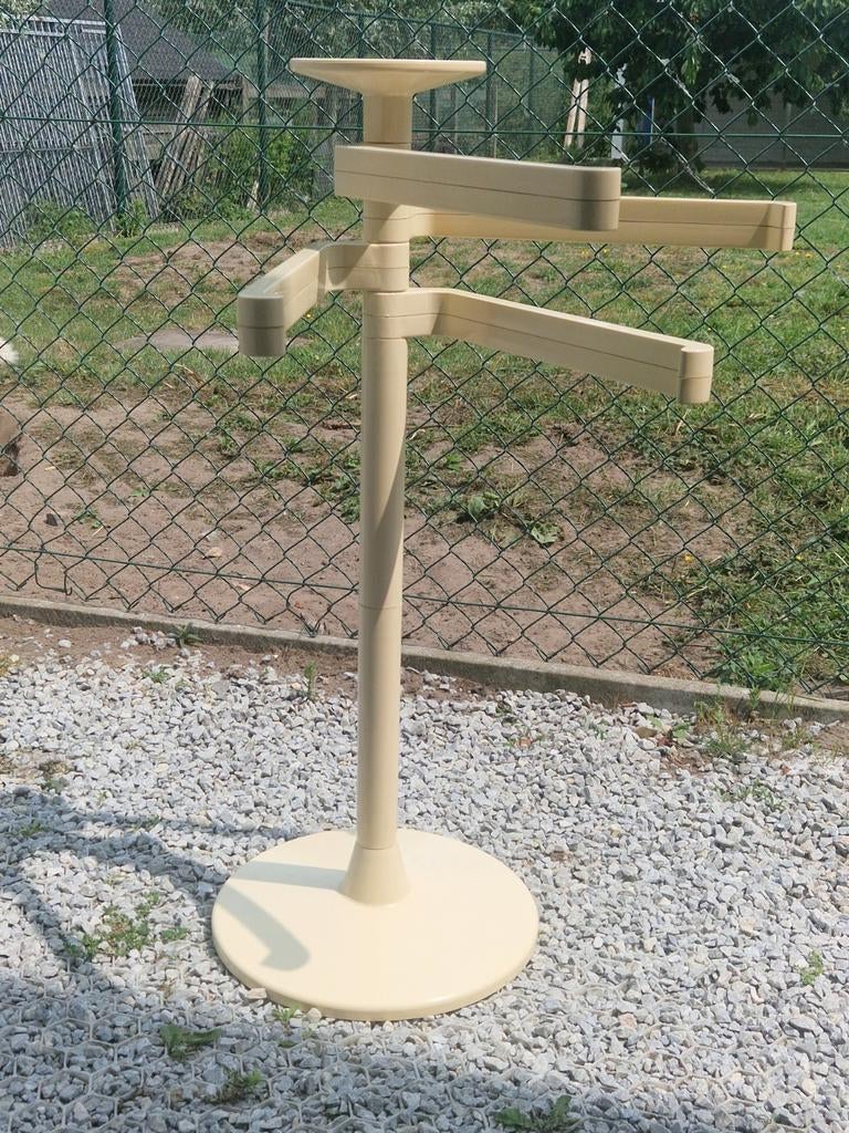 Space Age kapstok , voor badkamer , handdoekhouder, Kunststof, Ophalen of Verzenden, Zo goed als nieuw, Minder dan 100 cm