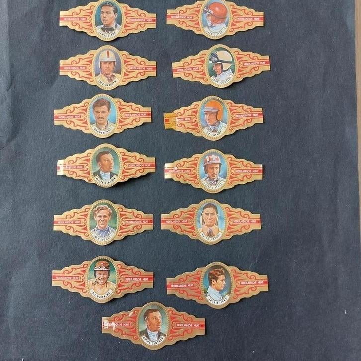 13. Sigarenbandjes Nederlandse Munt: autocrossers, Ophalen of Verzenden, Zo goed als nieuw, Sigarenbandjes