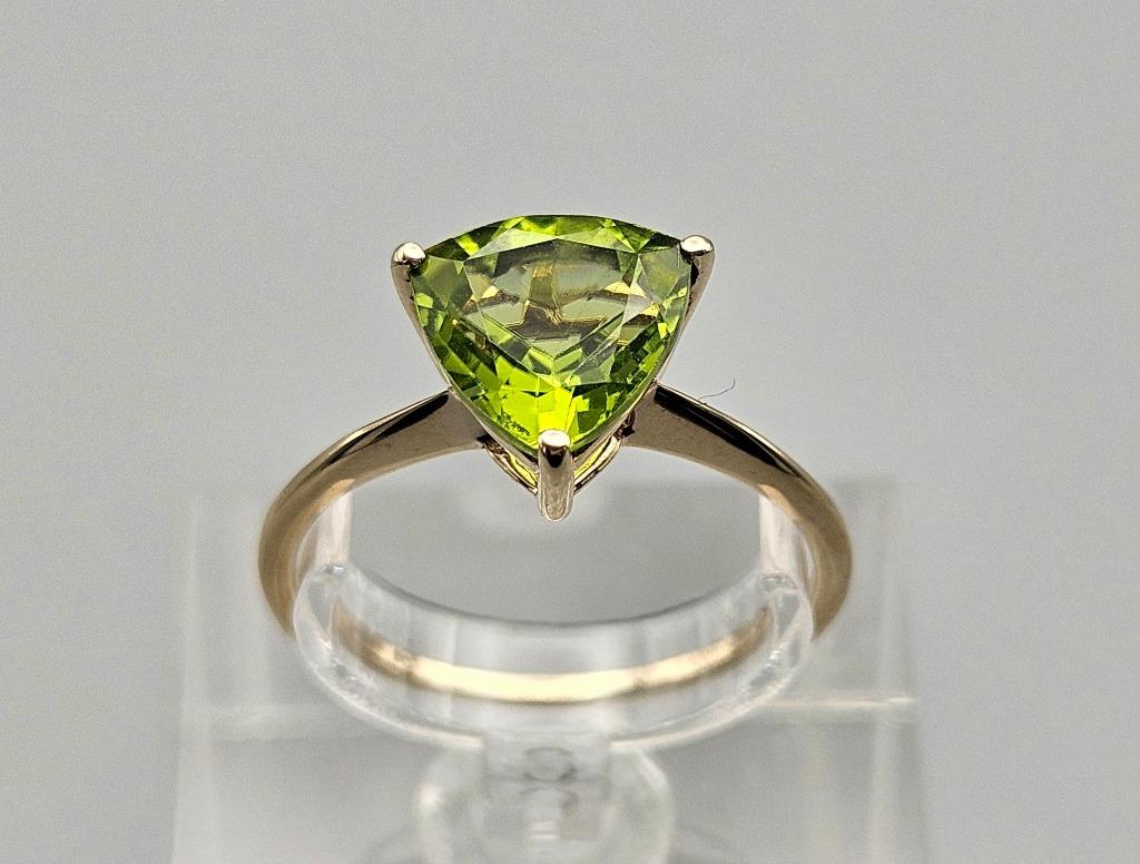Bague vintage en or avec pierre précieuse péridot. 2025/357, Bijoux, Sacs & Beauté, Bagues, Comme neuf, Femme, 18 à 19, Vert, Or