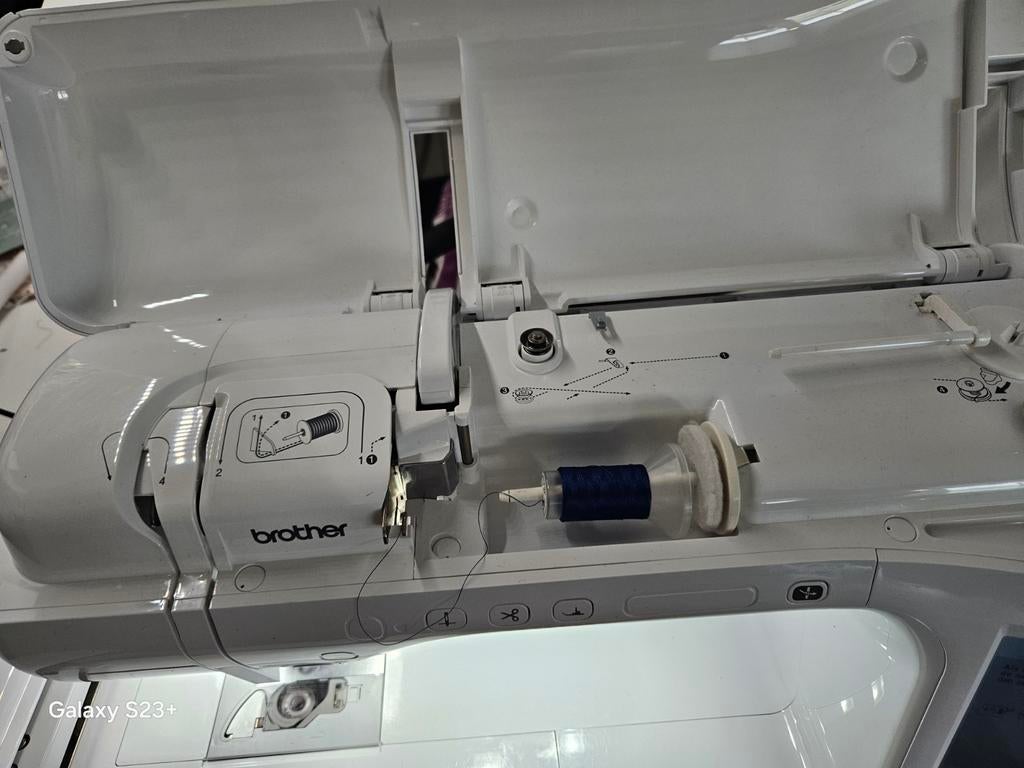 Brother Innovis v3 borduurmachine, Ophalen