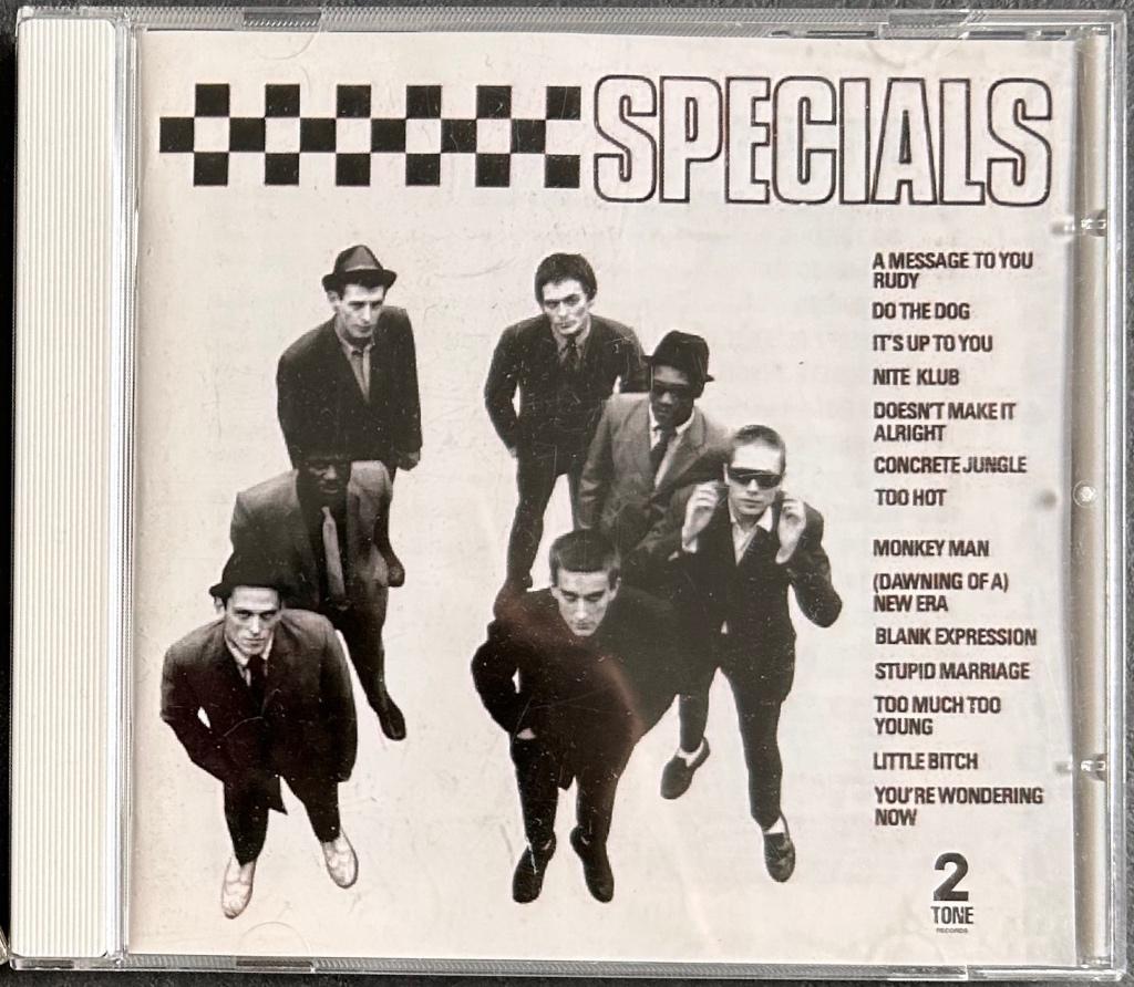 OFFRES SPÉCIALES - The Specials (CD), Envoi, Comme neuf