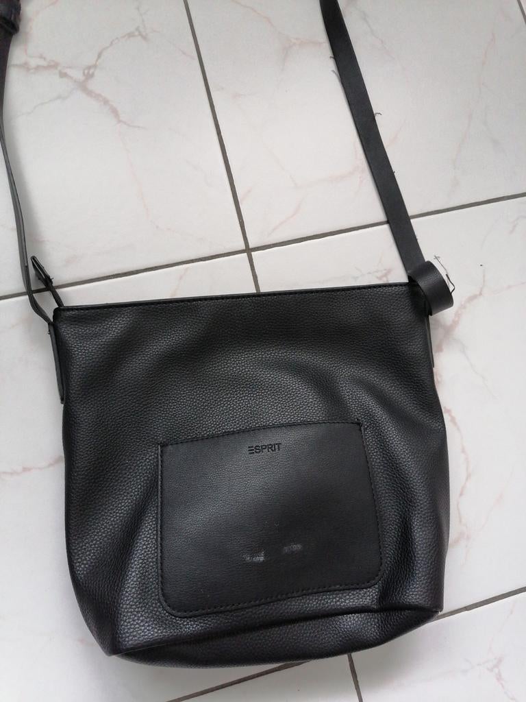 Zwarte handtas Esprit, Handtassen en Accessoires, Tassen | Schoudertassen, Ophalen of Verzenden, Gebruikt, Esprit