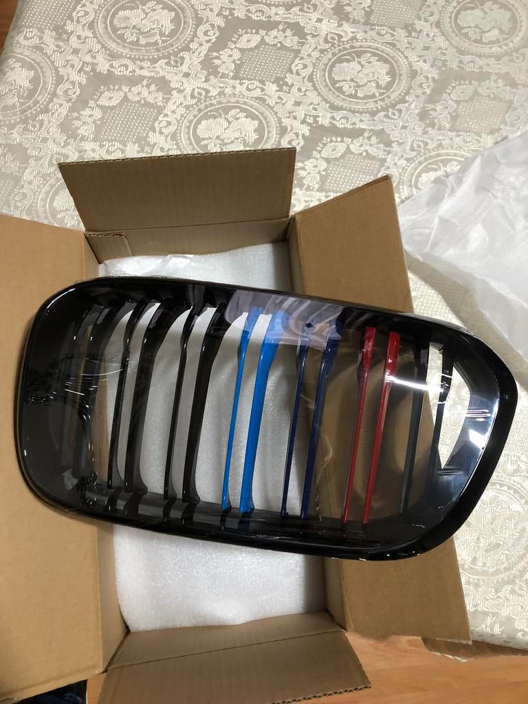 Bmw F20 grill facelift 2016-2019 calandee, Enlèvement ou Envoi