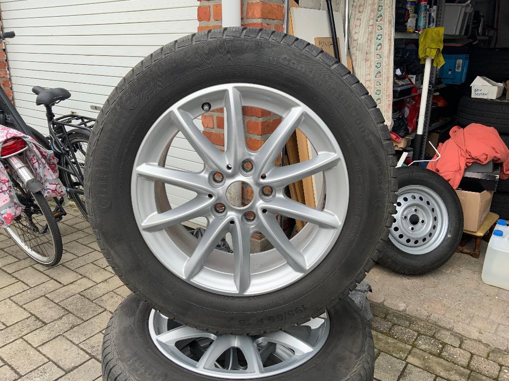 Jantes et pneus d'hiver d'origine BMW 2 ACTIVE TOURER, Autos : Pièces & Accessoires, Pneus & Jantes, Pneus hiver, 16 pouces, Véhicule de tourisme