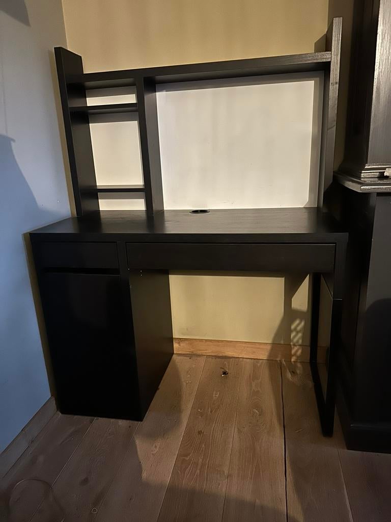 Bureau Ikea Micke avec attache, Maison & Meubles, Enlèvement