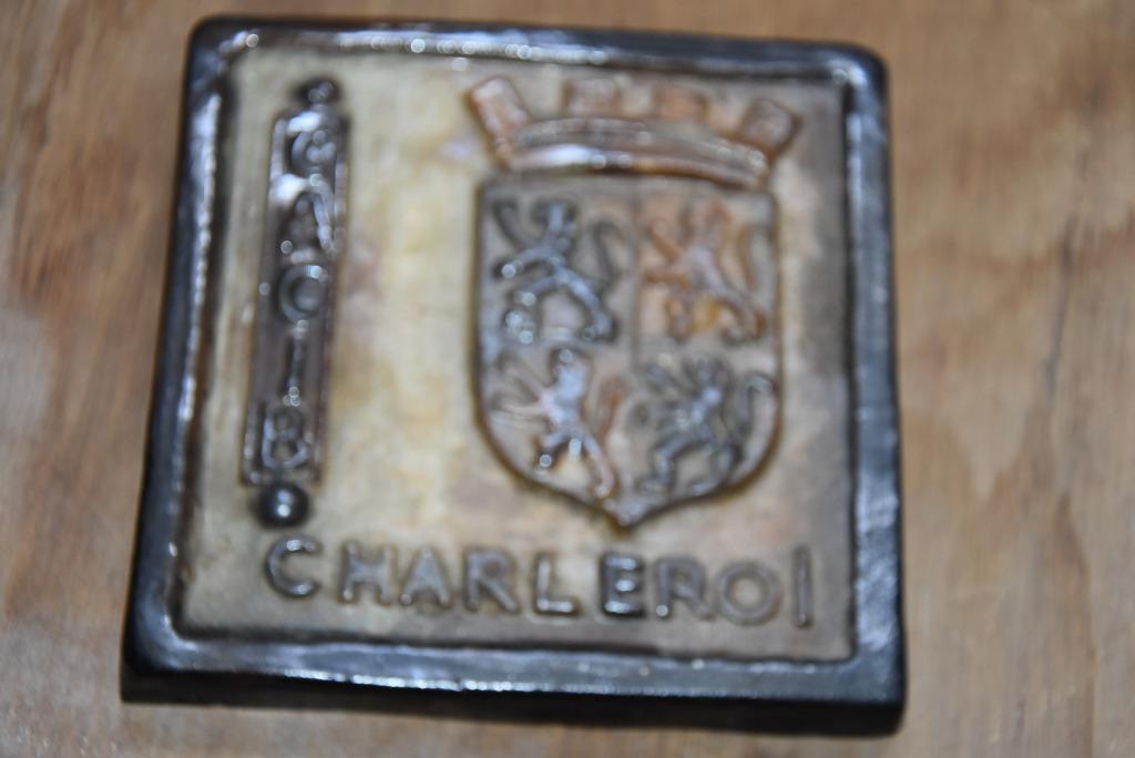 antieke Keramiek tegel Charleroi, Antiek en Kunst, Antiek | Keramiek en Aardewerk, Verzenden