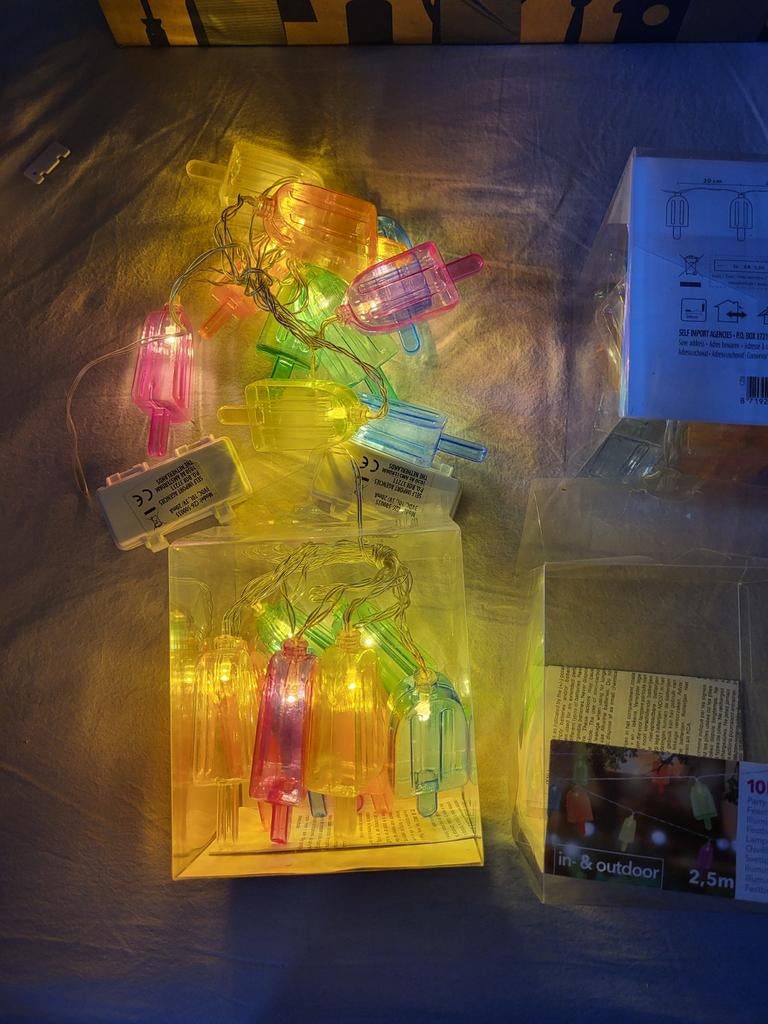 3 doosjes party verlichting, Diversen, Vlaggen en Wimpels, Ophalen of Verzenden, Zo goed als nieuw